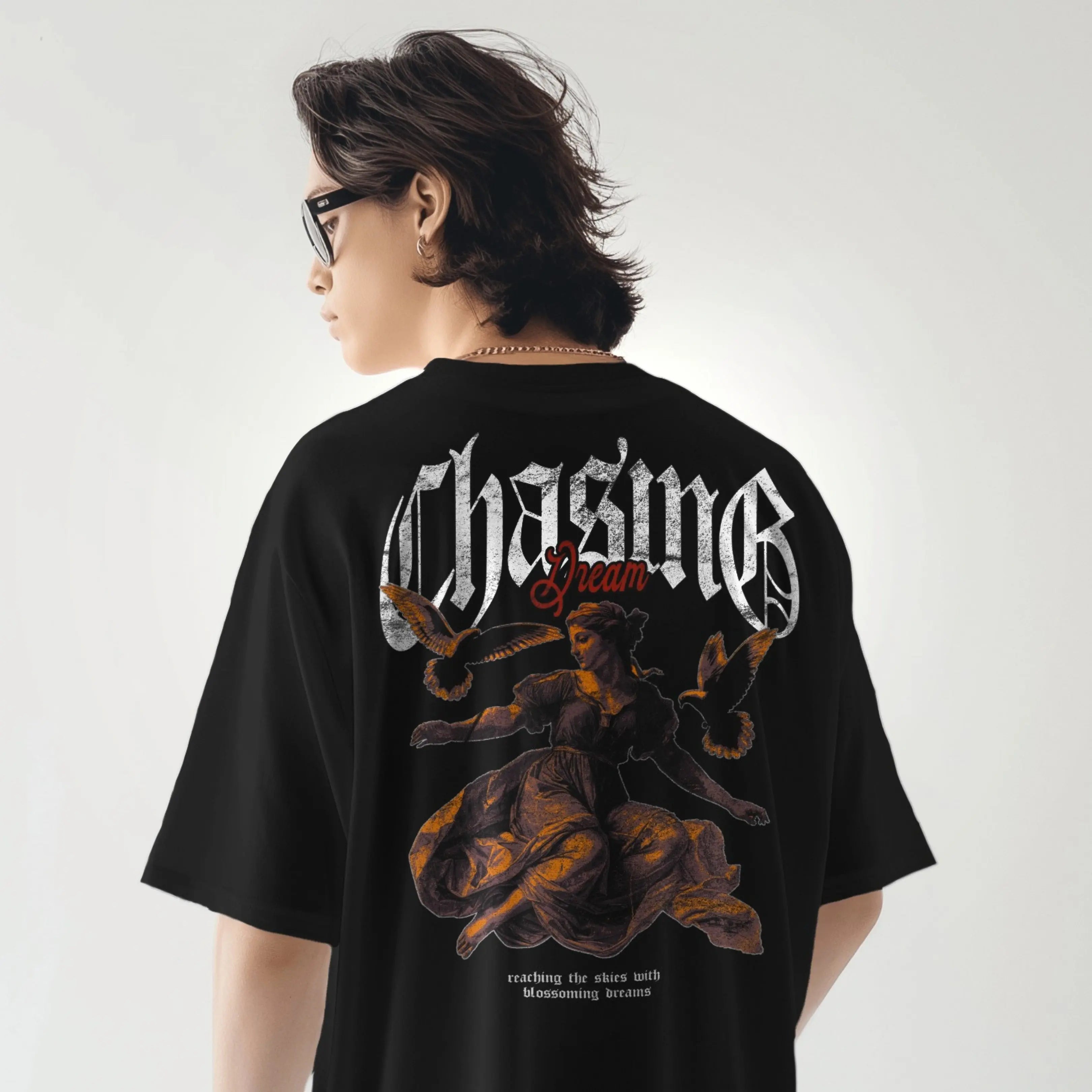 Chasing Dream Oversized T-Shirt Red Beetle
